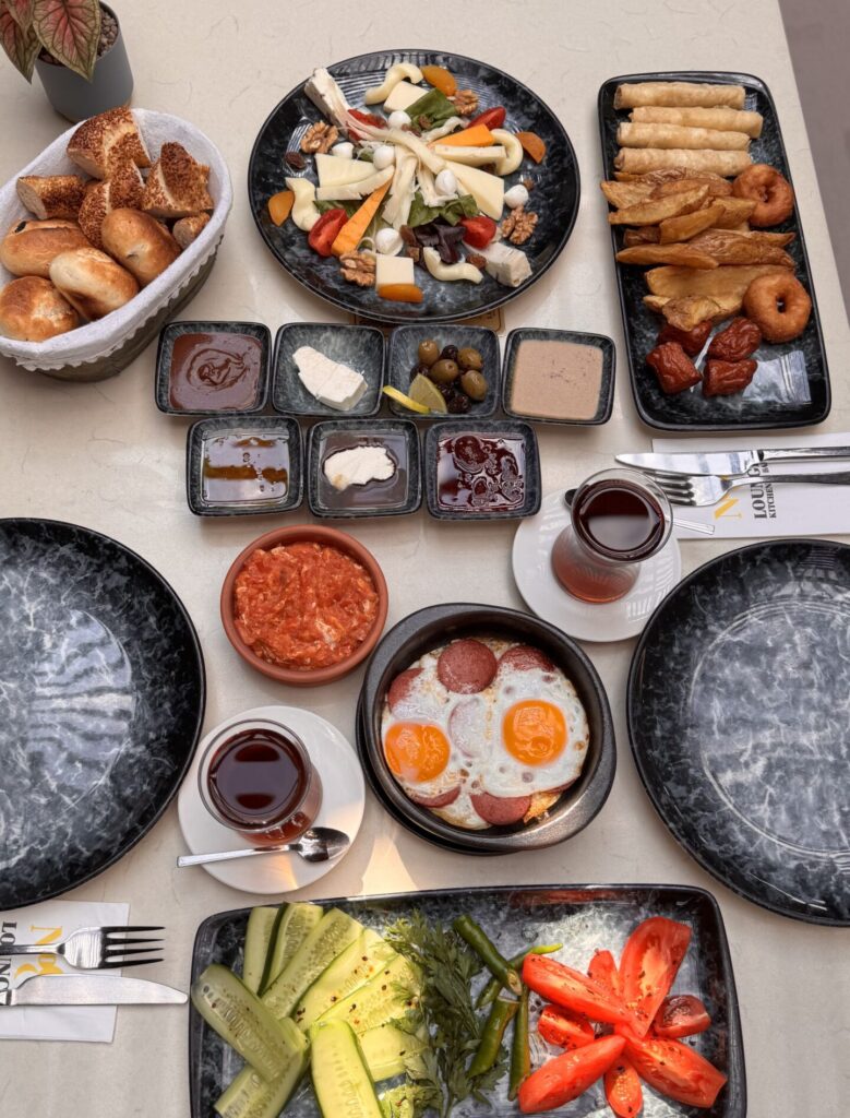 Serpme Kahvaltı (2 Kişilik)